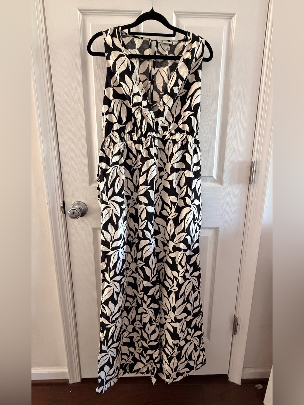 A New Day Black White Tropical Leaf Wide Leg Jumpsuit Medium